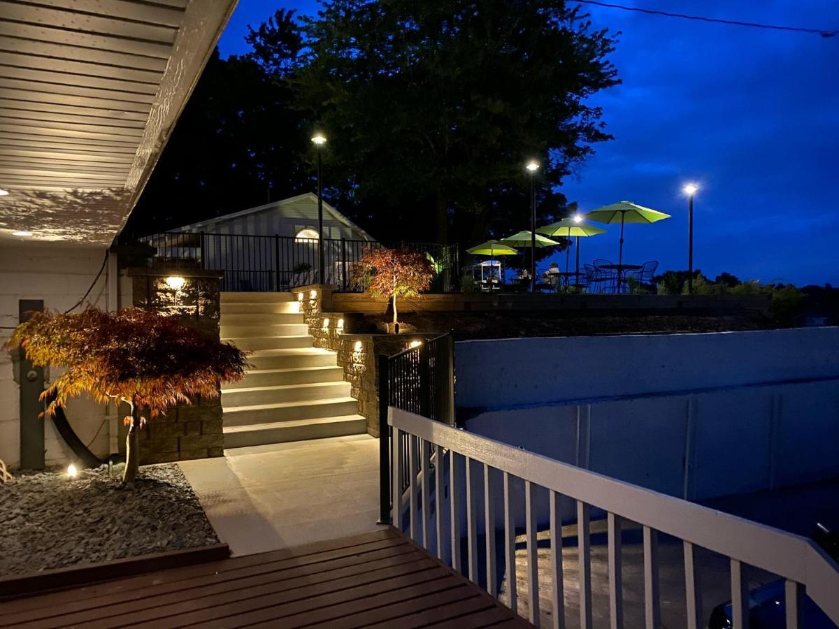 Holiday Hill Resort Saugatuck Exteriör bild