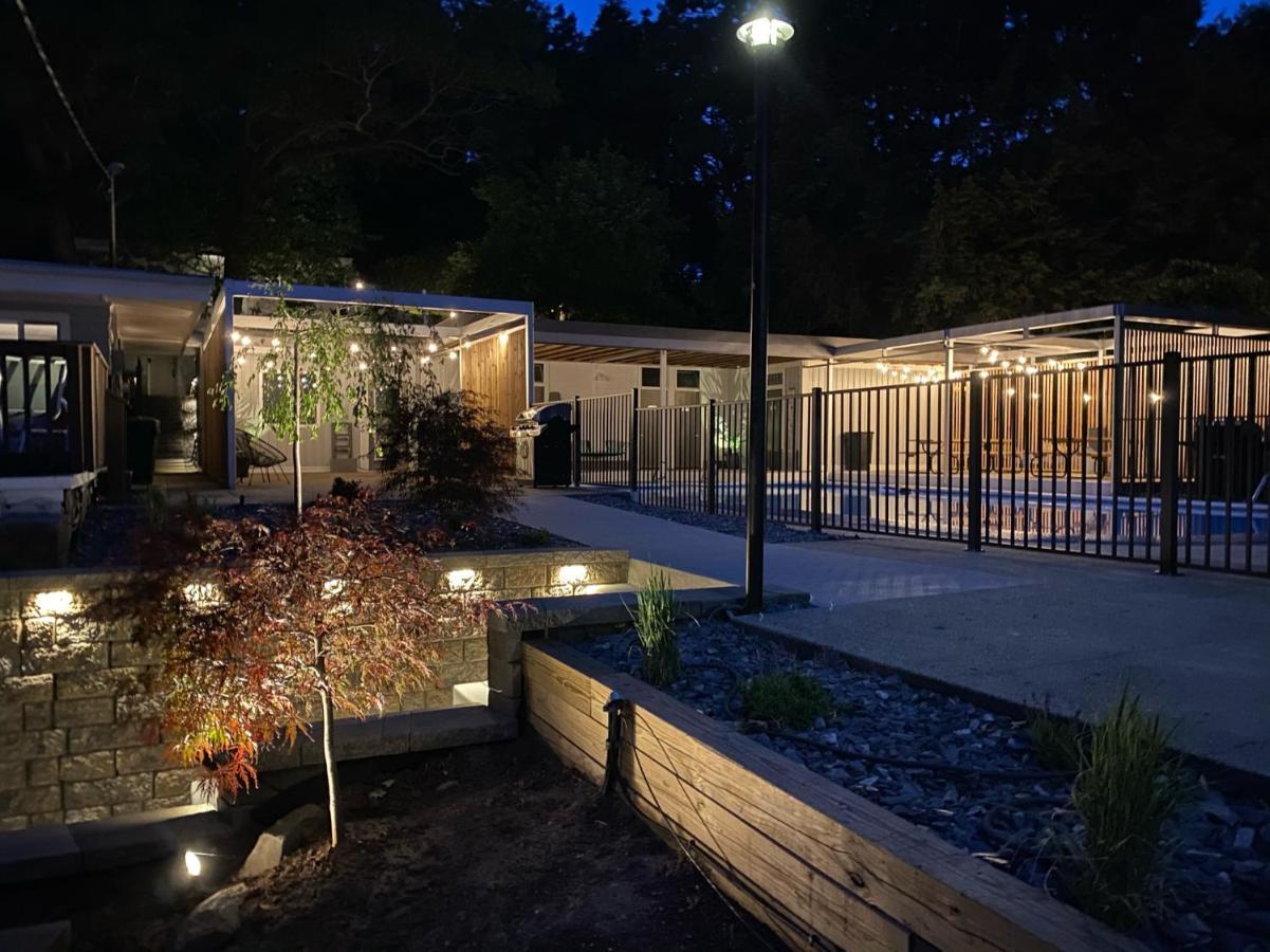 Holiday Hill Resort Saugatuck Exteriör bild