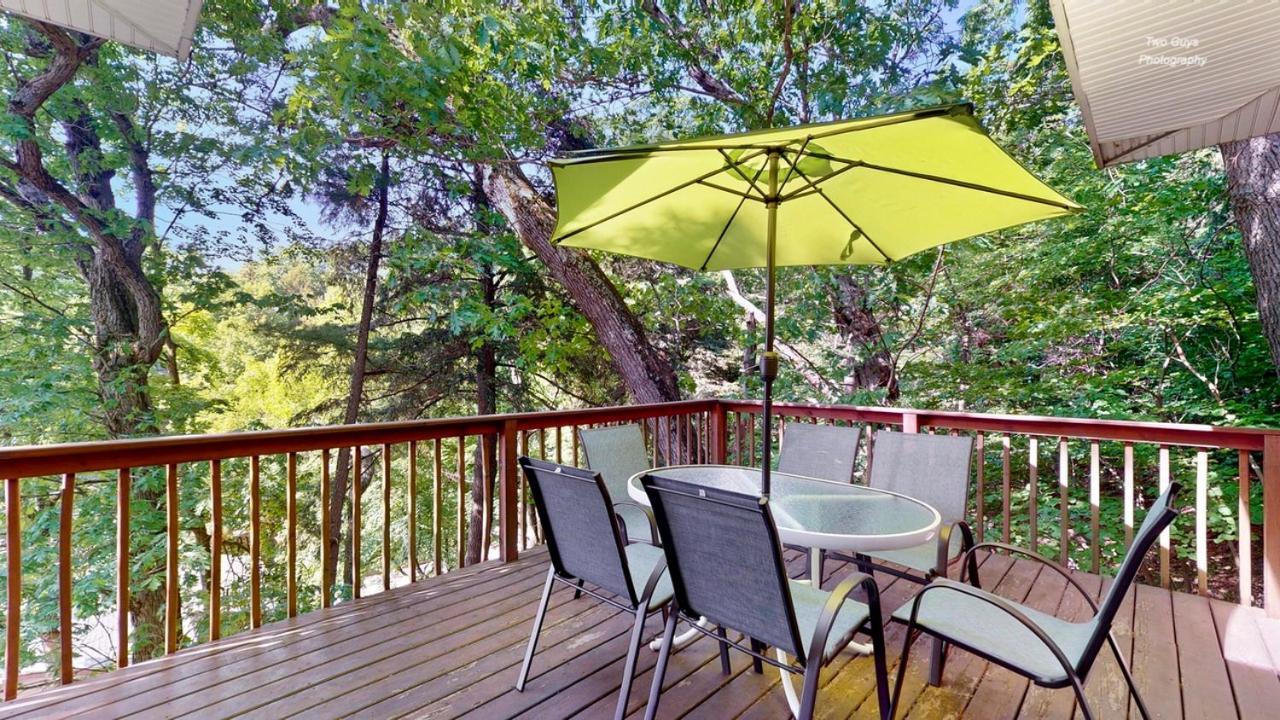 Holiday Hill Resort Saugatuck Exteriör bild
