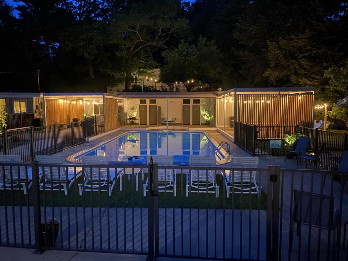 Holiday Hill Resort Saugatuck Exteriör bild